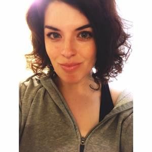 Meet your Posher, Joelle